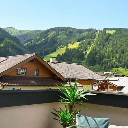 Freigeist Semesterbostad Flachau